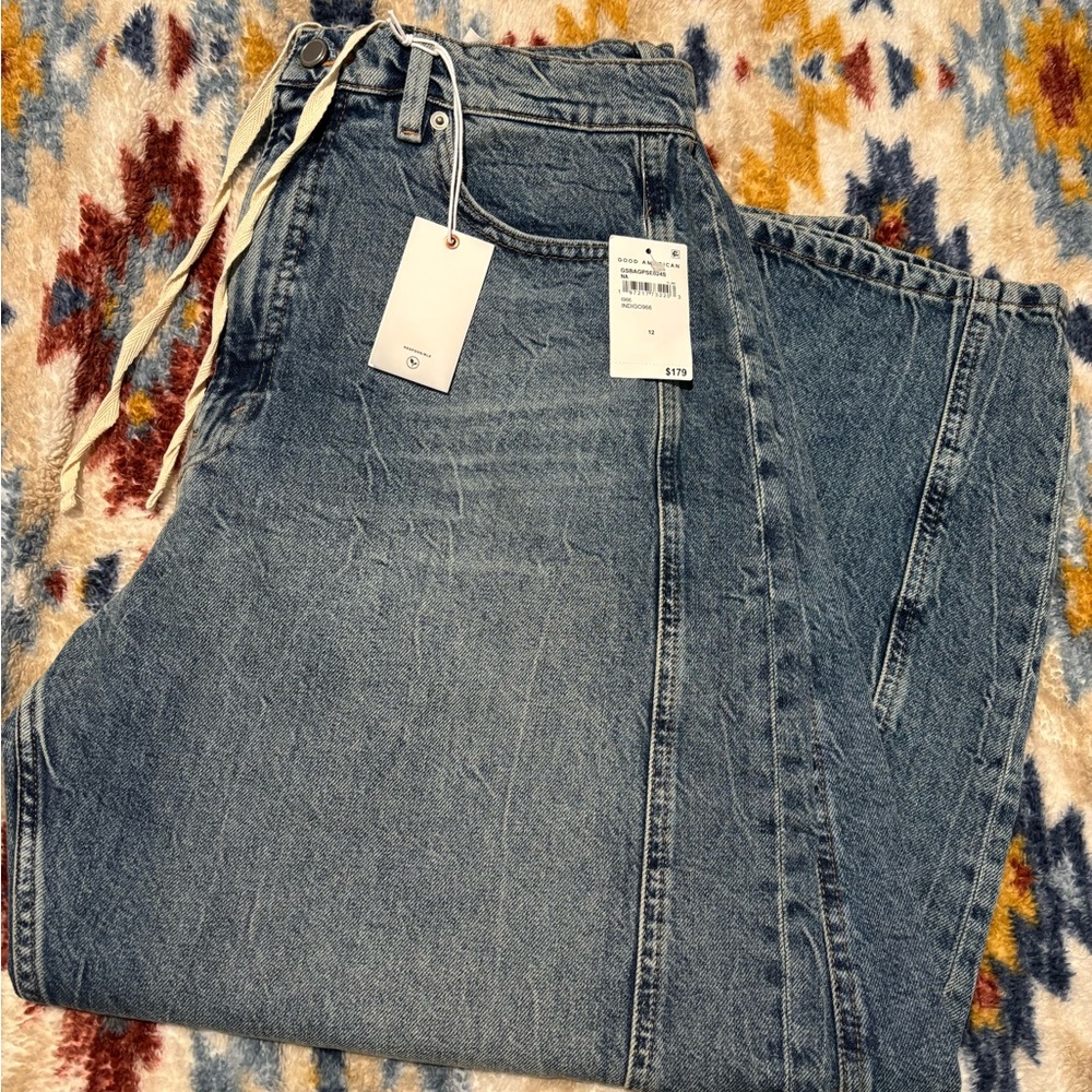 Good American Indigo Denim Jeans - Picture 2 of 3